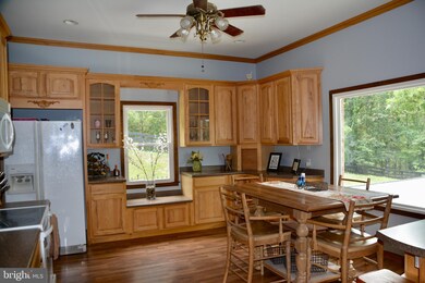 1989 Spring Gap Rd, Slanesville, WV 25444 - photo 4