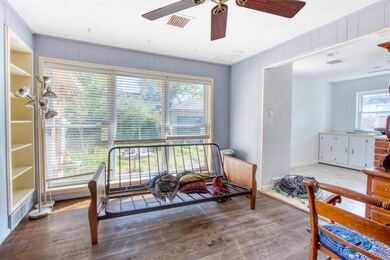 6916 Clemson Dr, Dallas, TX 75214 - photo 6