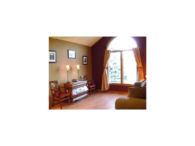 Living Room. Wood flooring