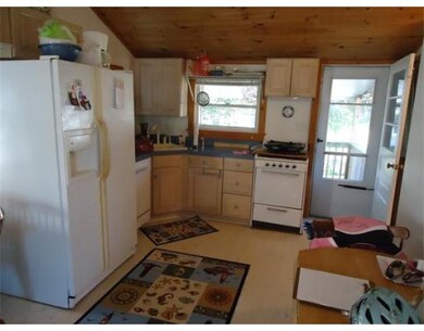 18 Centre Dr unit 1, Mattapoisett, MA 02739 - photo 2