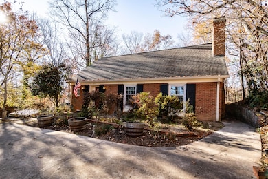 1225 Dougherty Dr, Morristown, TN 37814 - photo 3