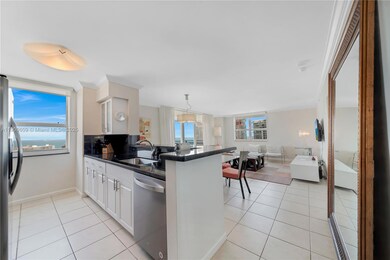 Yacht Club at Portofino unit 2201, Miami Beach, FL 33139 - photo 2