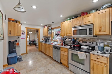 1122 E Garden Ave, Osburn, ID 83849 - photo 7