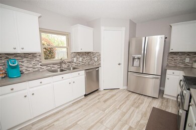 1124 Springcreek Dr, Denton, TX 76210 - photo 6