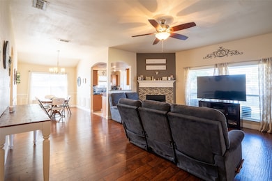 2924 Meandering Way, Granbury, TX 76049 - photo 4