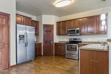 3504 33rd Ave W unit 37, Williston, ND 58801 - photo 7