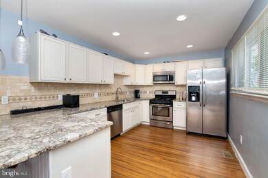 208 Curlew Ln, Mount Holly, NJ 08060 - photo 4