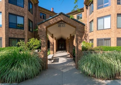 Nature Cove unit 305, Ann Arbor, MI 48104 - photo 3