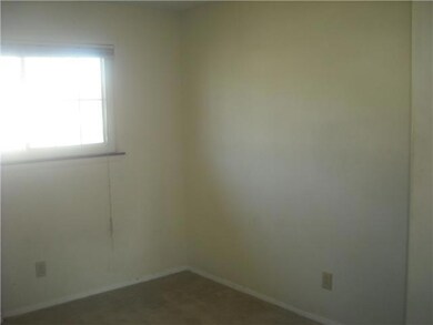 4596 Fairgrove Rd, Columbus, OH 43231 - photo 5