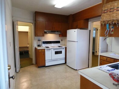 914 King Springs Rd, Johnson City, TN 37601 - photo 3