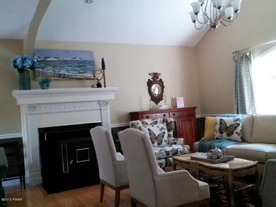 150 Aspen Dr, Milford, PA 18337 - photo 2