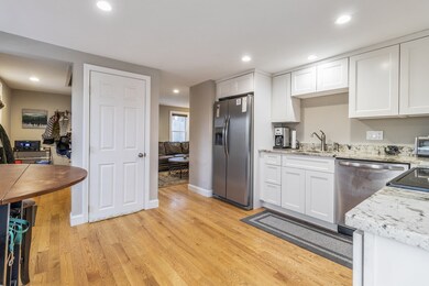 10 Cedar St, Hudson, MA 01749 - photo 5