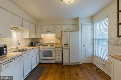 8619 Walcott Ct, Manassas, VA 20111 - photo 6