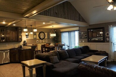 1717 E Thoroughfare Dr, Republic, MO 65738 - photo 6