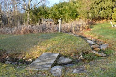 4926 Main Rd W, Emmaus, PA 18049 - photo 5