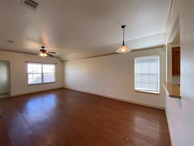 813 Rambling Ct, Granbury, TX 76049 - photo 3