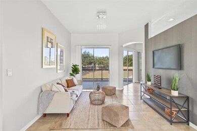 8643 Sugar Palm Ct, Orlando, FL 32835 - photo 4