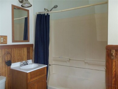 172 Coyle Ave, Pawtucket, RI 02861 - photo 6