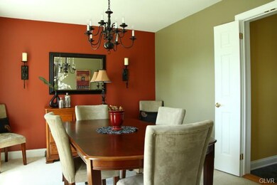 1113 Candlewycke Dr, Laurys Station, PA 18059 - photo 5