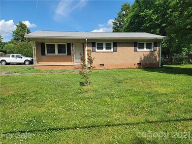 328 Queens Dr SW, Concord, NC 28025 - photo 2