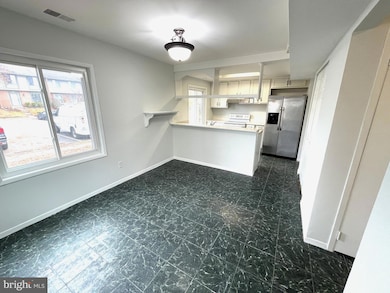 622 Clearwater Ct, Herndon, VA 20170 - photo 7