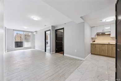 35-20 146th St unit 3B, Flushing, NY 11354 - photo 2