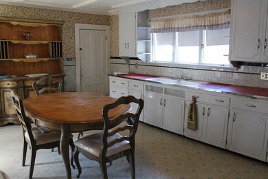 332 Broad St, Bridgewater, MA 02324 - photo 4