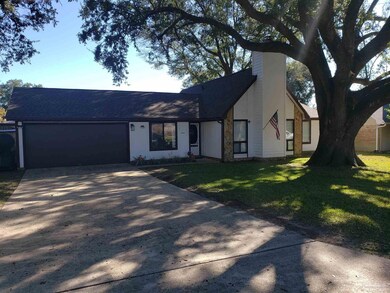 2466 Pine Forest Dr, Pensacola, FL 32526 - photo 2