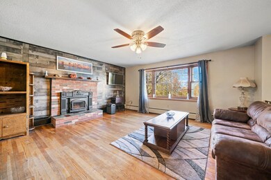 19 Langseth Ave, Claremont, NH 03743 - photo 4