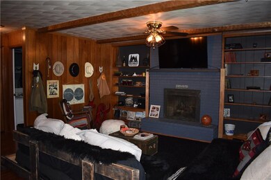 606 Ricker Dr, Frankfort, IN 46041 - photo 7