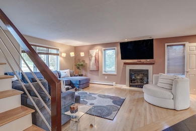 16 Stowell Rd, Bedford, NH 03110 - photo 4