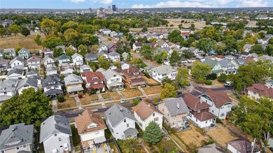 711 Bowen St, Dayton, OH 45410 - photo 3