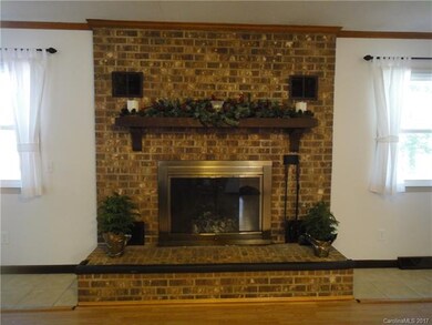 3807 Dakeita Cir, Concord, NC 28025 - photo 5