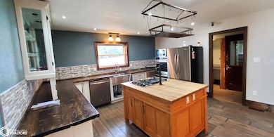 120 N 24th St, Denison, IA 51442 - photo 4