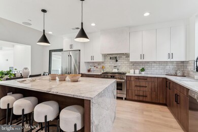 964 N 6th St, Philadelphia, PA 19123 - photo 3