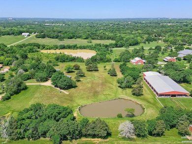 565 Snow Rd, Denison, TX 75021 - photo 5