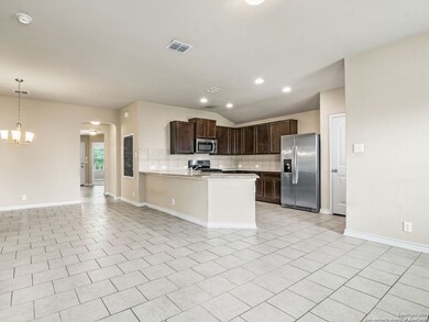 10811 Shaenmeadow, San Antonio, TX 78254 - photo 6