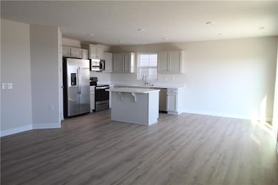 241 Kiawah Dr, Whiteland, IN 46184 - photo 5