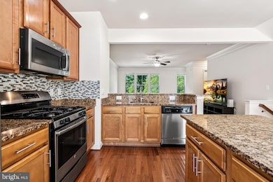 4703 Potomac Highlands Cir, Triangle, VA 22172 - photo 3