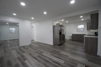 1092 Hanley St, Gary, IN 46406 - photo 7