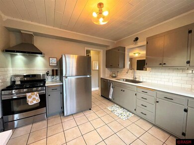 1337 N 5th St, Mankato, MN 56001 - photo 6