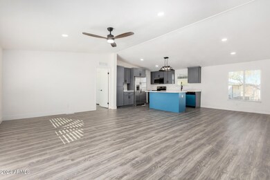 15718 W Remuda Dr, Surprise, AZ 85387 - photo 6