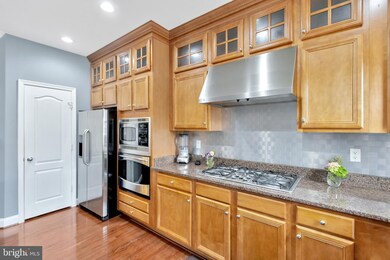 23205 Rainbow Arch Dr, Clarksburg, MD 20871 - photo 6