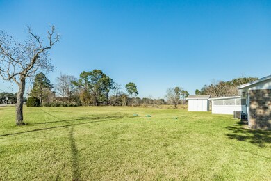 1835 County Road 235, Alvin, TX 77511 - photo 6