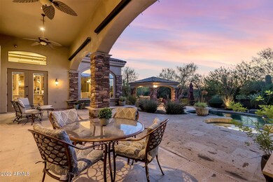 Covered Patio w/ Retractable Shades