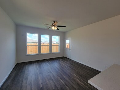 945 Tillman Ln, East Bernard, TX 77435 - photo 4