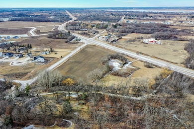 11223 W Loomis Rd, Franklin, WI 53132 - photo 6