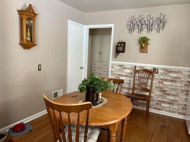 8724 Highland Ave, Highland, IN 46322 - photo 4