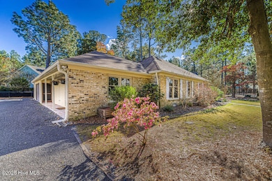 170 Adams Cir, Pinehurst, NC 28374 - photo 5