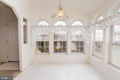 559 Spring Meadow Cir, New Hope, PA 18938 - photo 7